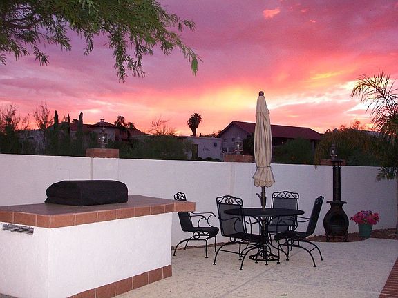 Built in BBQ area