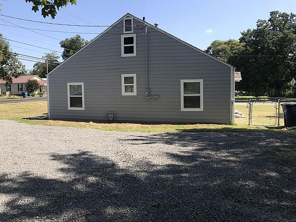 4th image of 501 Lewis Ave