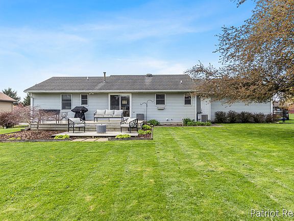 3rd image of 1745 Westminster Ct SW