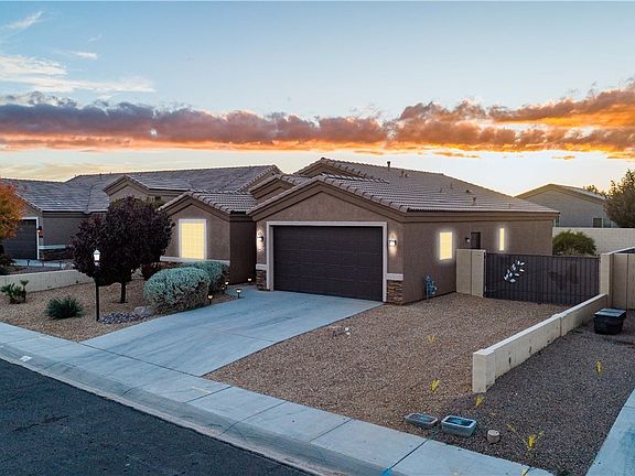2nd image of 4839 E Blackhawk Drive