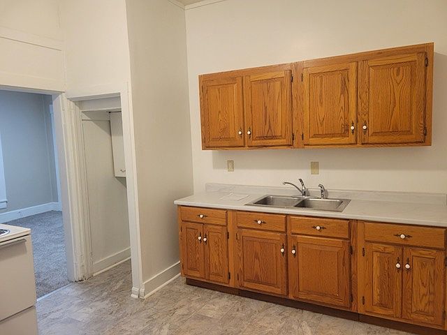 Kitchen - looking into living room