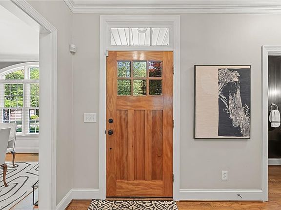 5th image of 1724 Mirabeau Ct