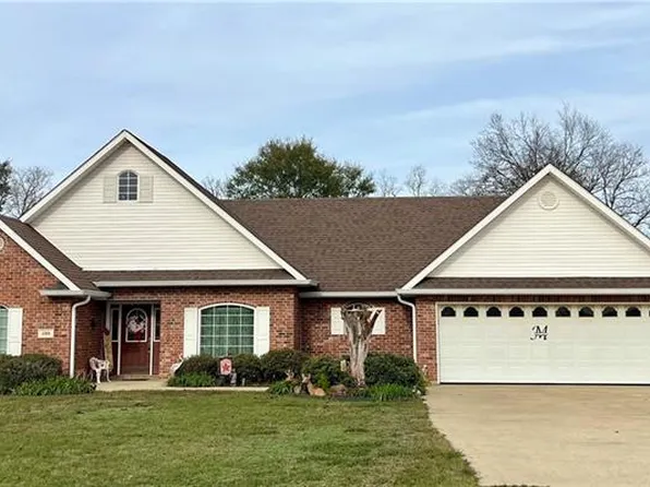 135 Lancelot Dr, Mansura, LA 71350