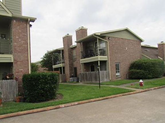 3rd image of 18800 Egret Bay Blvd APT 1601