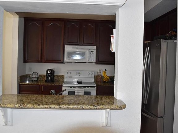3rd image of 1508 Portofino Meadows Blvd