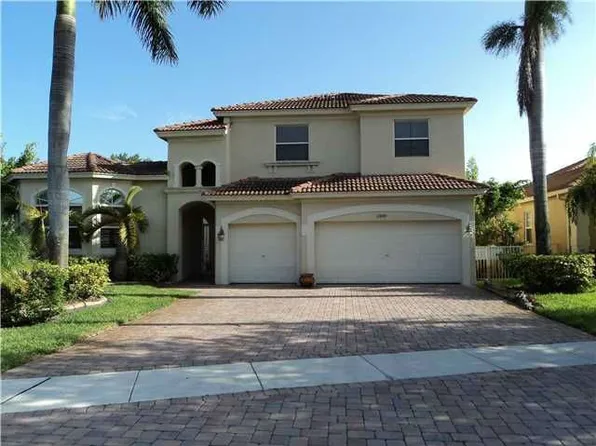 12849 SW 21st St, Hollywood, FL 33027