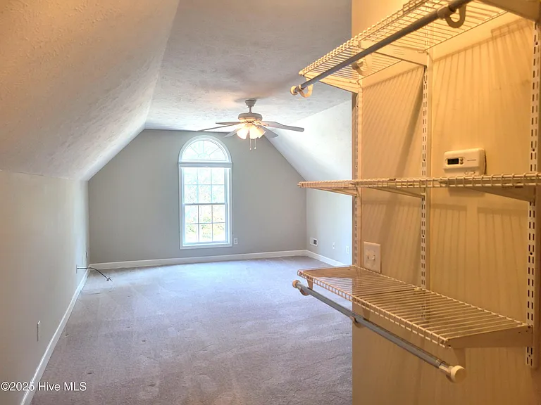 945 Diamondhead Dr S — Photo 43