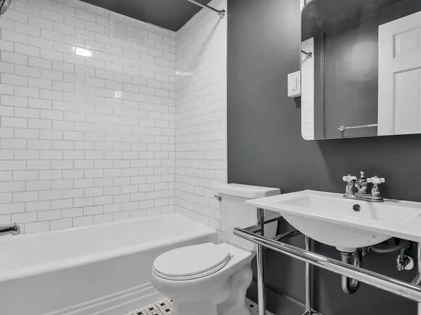 441 E Town St APT 209, Columbus, OH 43215