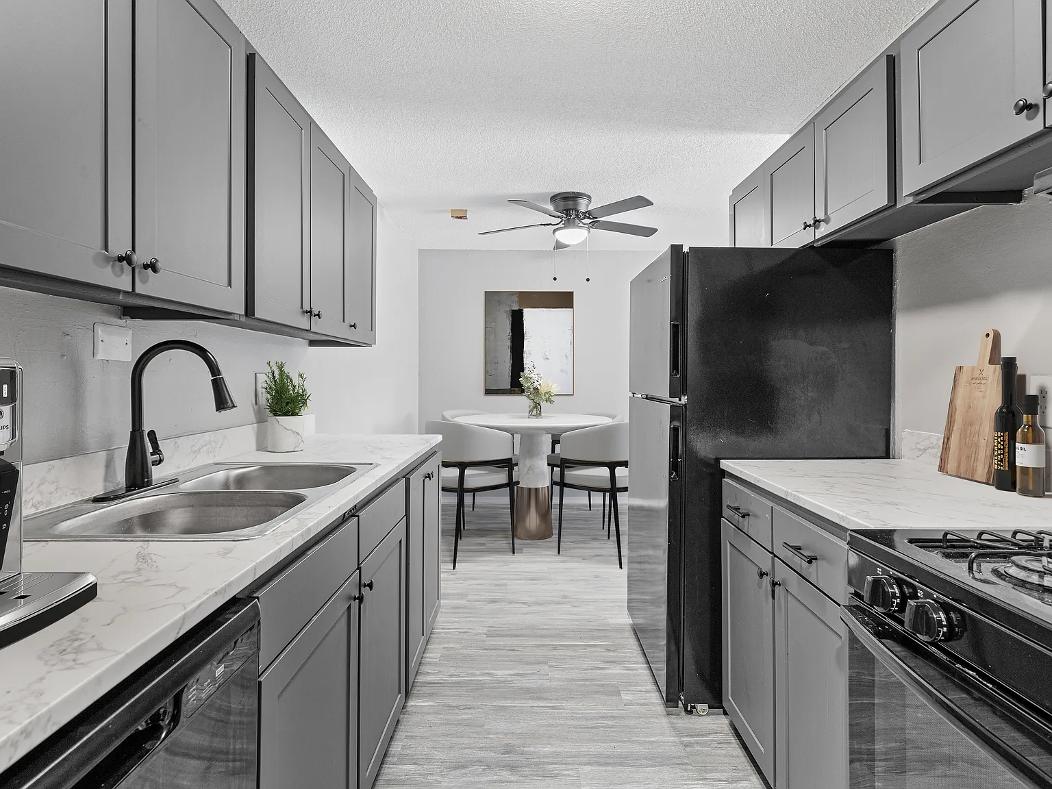 Ridgebrook Apartments — Photo 1