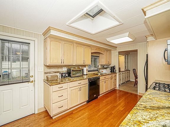 3rd image of 525-66 Riverleigh Ave #65