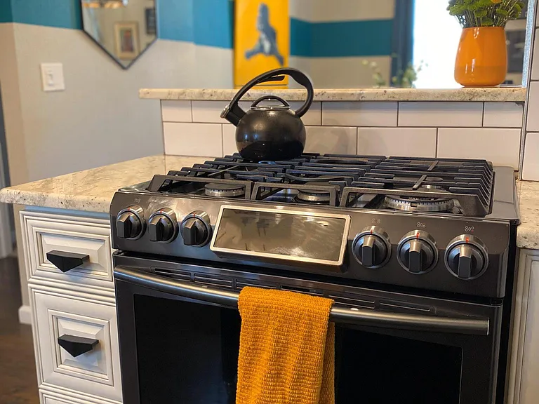 Gas stovetop
