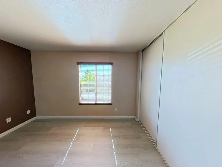 37978 Spur Dr — Photo 25