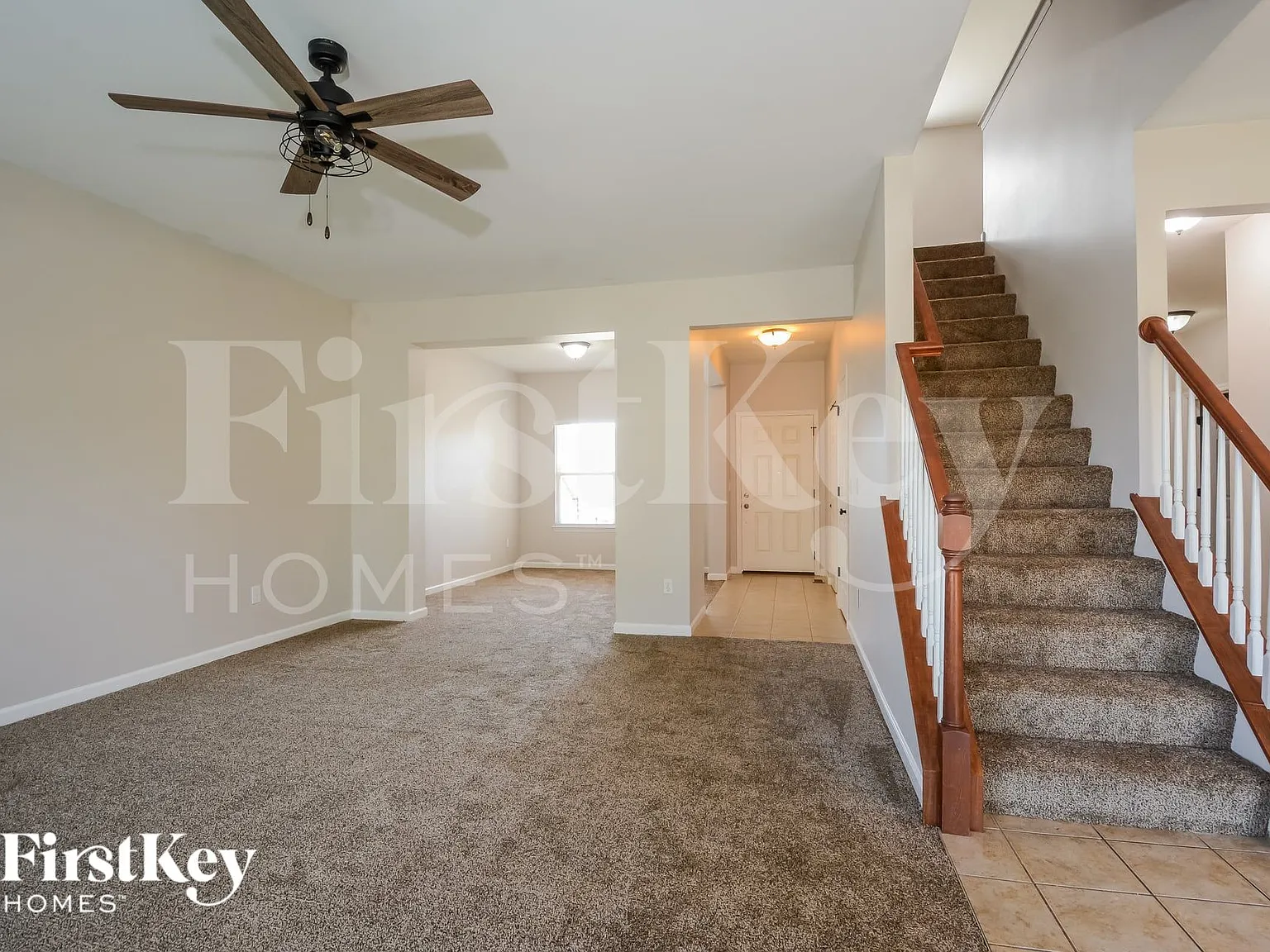 4 bed, 2.5 bath, 2136 sqft, $3,195 — Photo 2