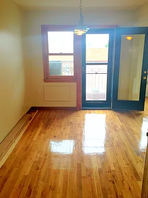 Rented by Rapid Realty Cobble Hill | media 21