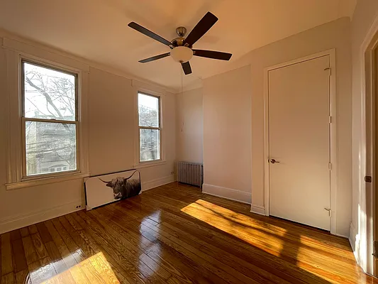 Rented by Oxford Property Group | media 22