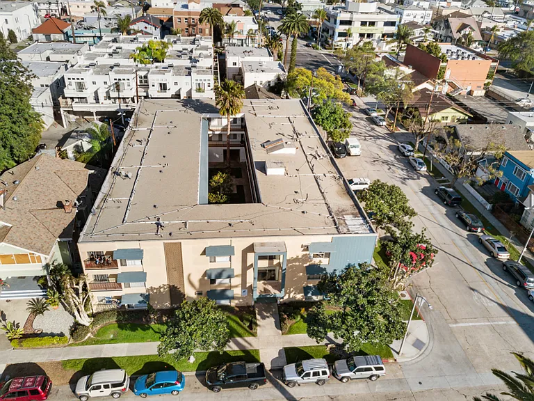 800 Linden Ave in Long Beach — Photo 14