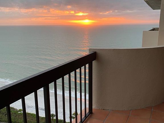 3rd image of 4001 Gulf Shore Blvd N #Penthouse 5