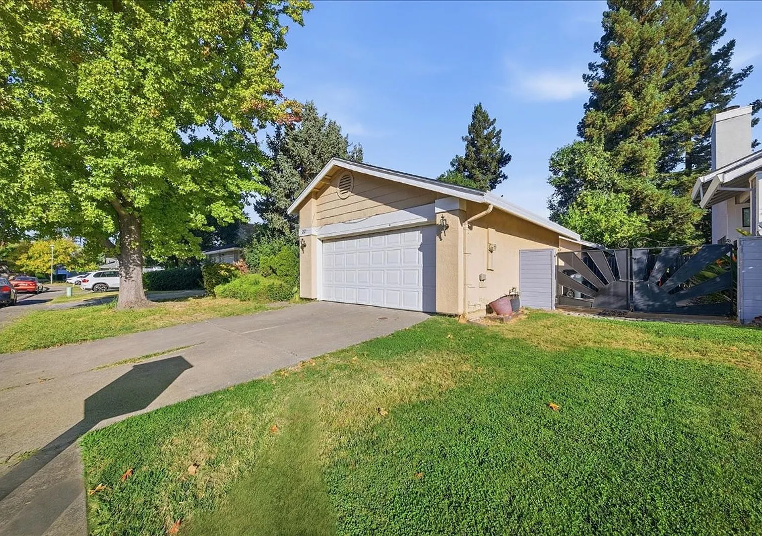 27 Estuary Ct — Photo 1