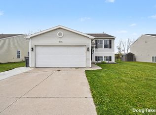 6479 Kodiak Dr SE, Alto, MI 49302