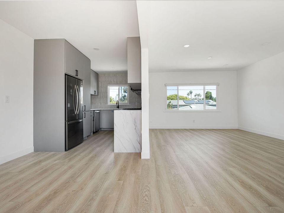 1st image of 1210-1224 Felspar St #12205