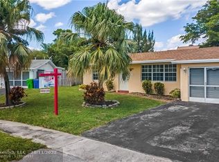 9877 NW 26th Pl, Sunrise, FL 33322