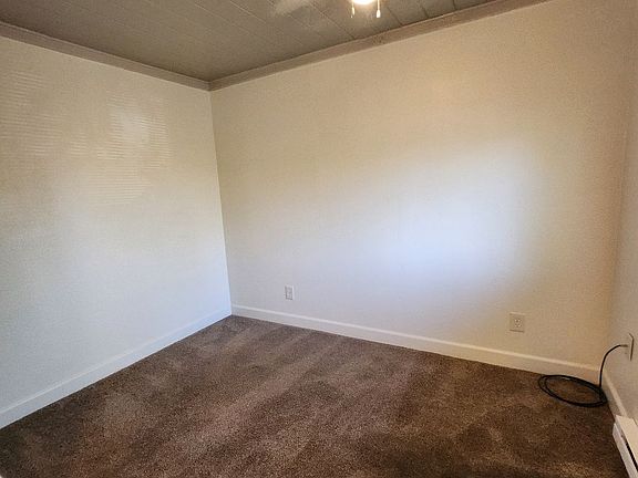 5th image of 810 Mill St APT 14