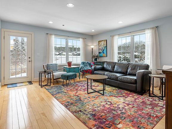 5th image of 25 Rio Vista Lane