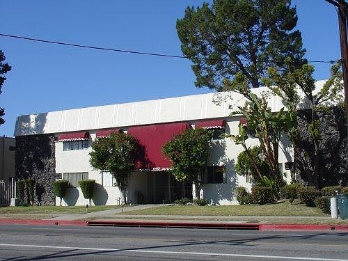 1st image of 11413 Oxnard St APT 12A