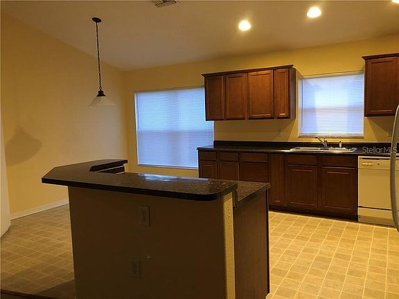 4th image of 3238 Alling Ct