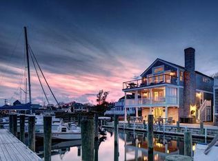 4 Morse St, Edgartown, MA 02539