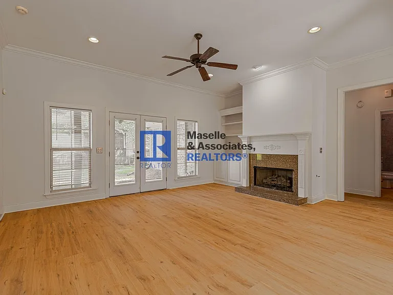 153 Hartfield Dr — Photo 10