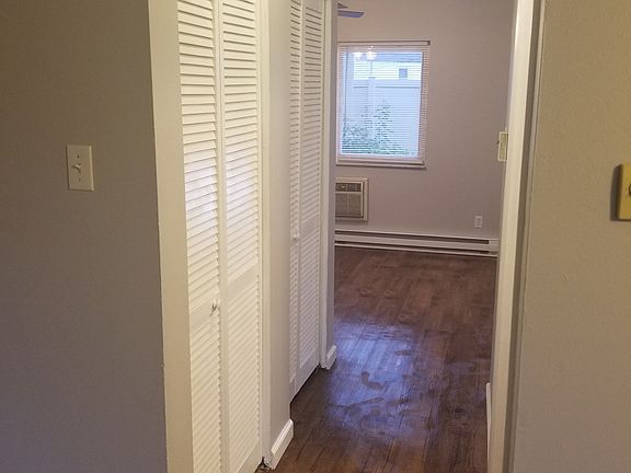 5th image of 9181 Villaridge Ct