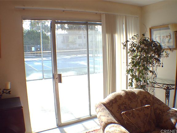 4th image of 5460 White Oak Ave Unit E115