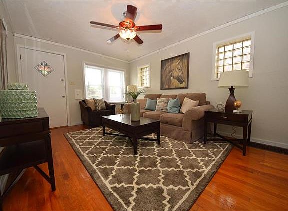 2nd image of 4016 Delor St
