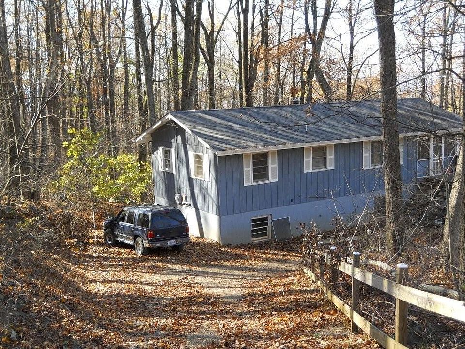 1st image of 186 Rocky Boulder Ln