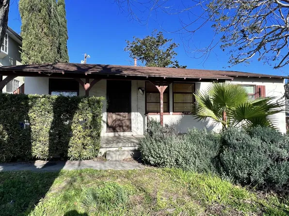 11947 Charnock Rd, Los Angeles, CA 90066