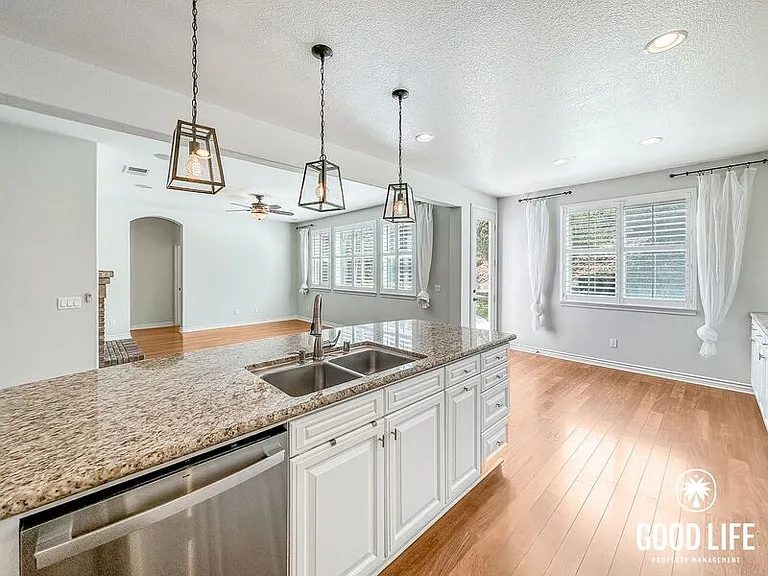 823 Scenic Terrace Pl — Photo 5