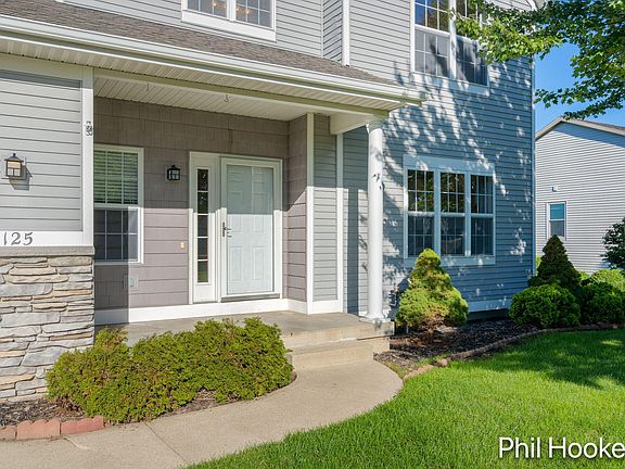 2nd image of 2125 Orchard Ridge Dr NW