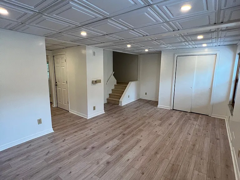 404 Bailey Ave #2 — Photo 6