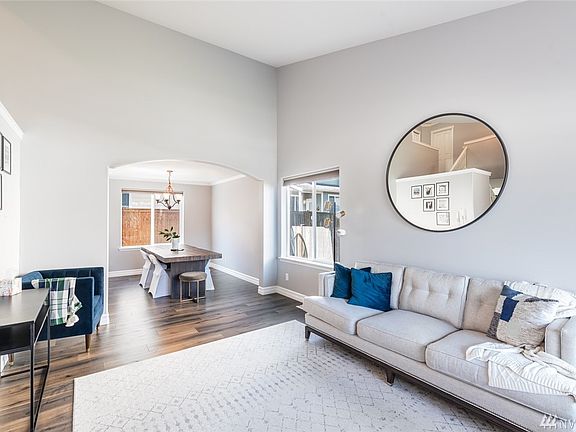 5th image of 17212 139th Avenue Ct E