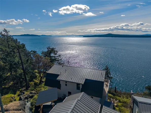 38227 Schooner Way, Southern Gulf Islands, BC V0N 2M2