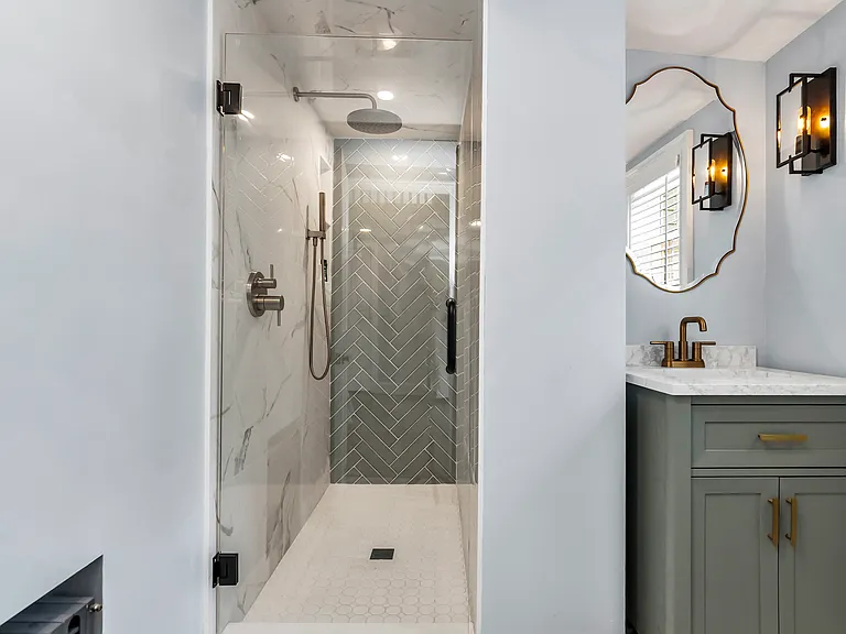20 Pickman St #2 — Photo 19