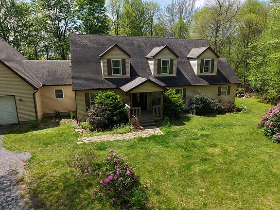 3rd image of 222 Deer Ridge Rd
