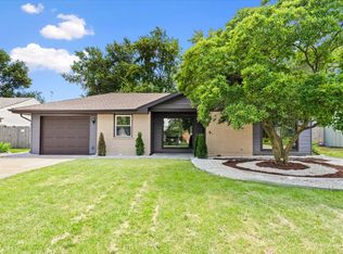1409 Sequoia Ln, Darien, IL 60561