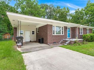8823 Antler Dr, North Charleston, SC 29406