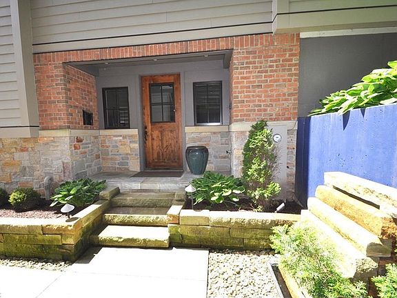 2nd image of 44 W Orange St