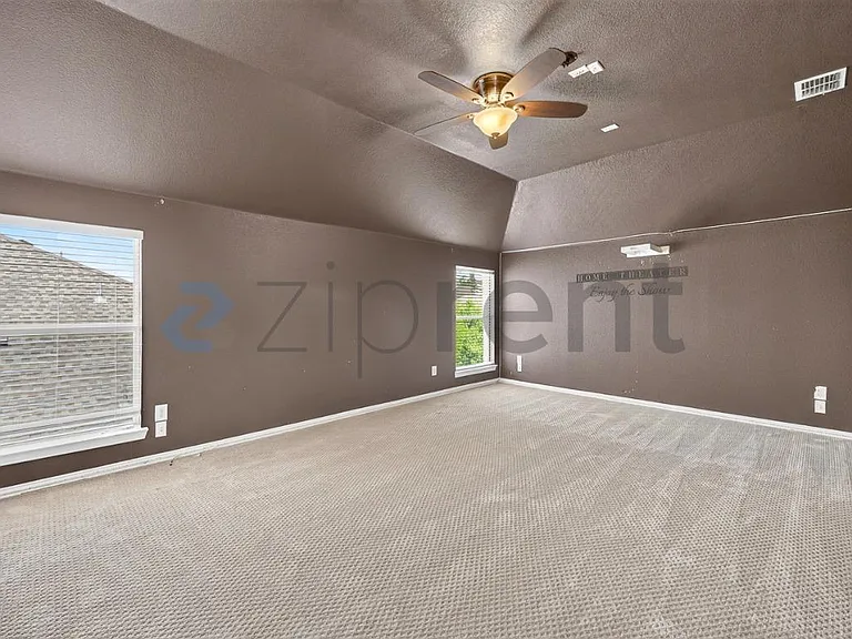 15128 Appaloosa Dr — Photo 29