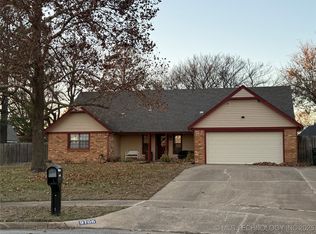 9706 N 112th Ave E, Owasso, OK 74055