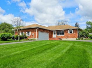 122 Theresa Ln, Sciota, PA 18354