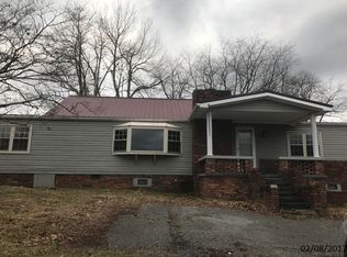 332 Kirby Rd, Raven, VA 24639